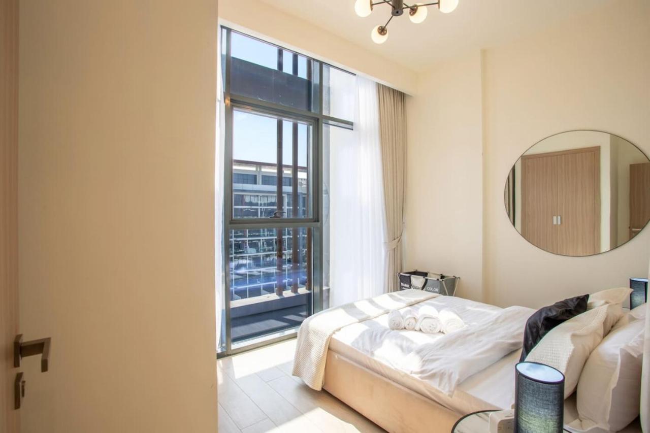 Trendy Azizi Riviera 1-bed With Balcony Views Dubai