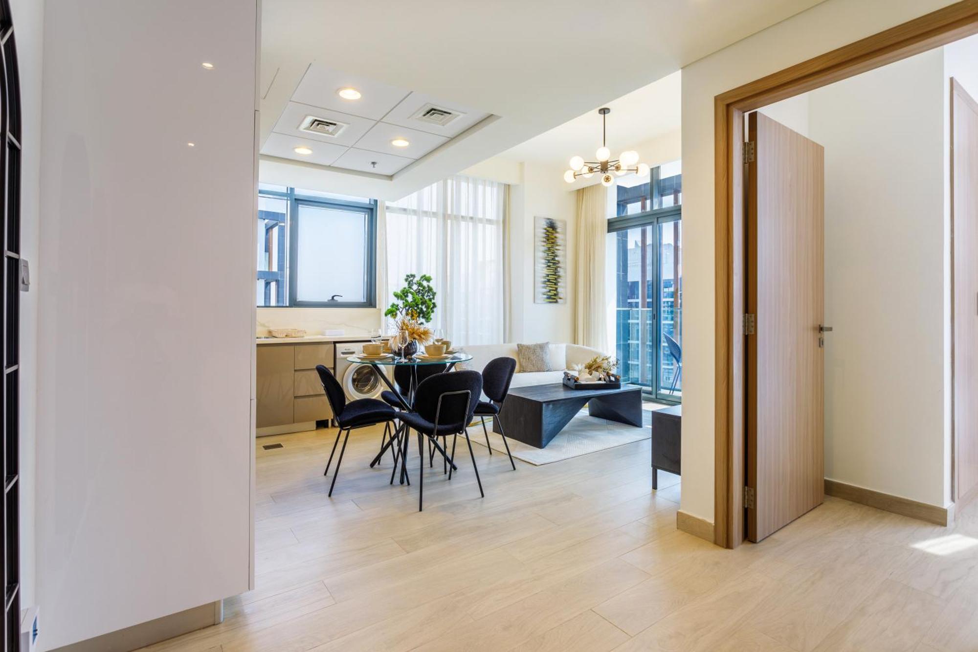Trendy Azizi Riviera 1-bed With Balcony Views * Dubai