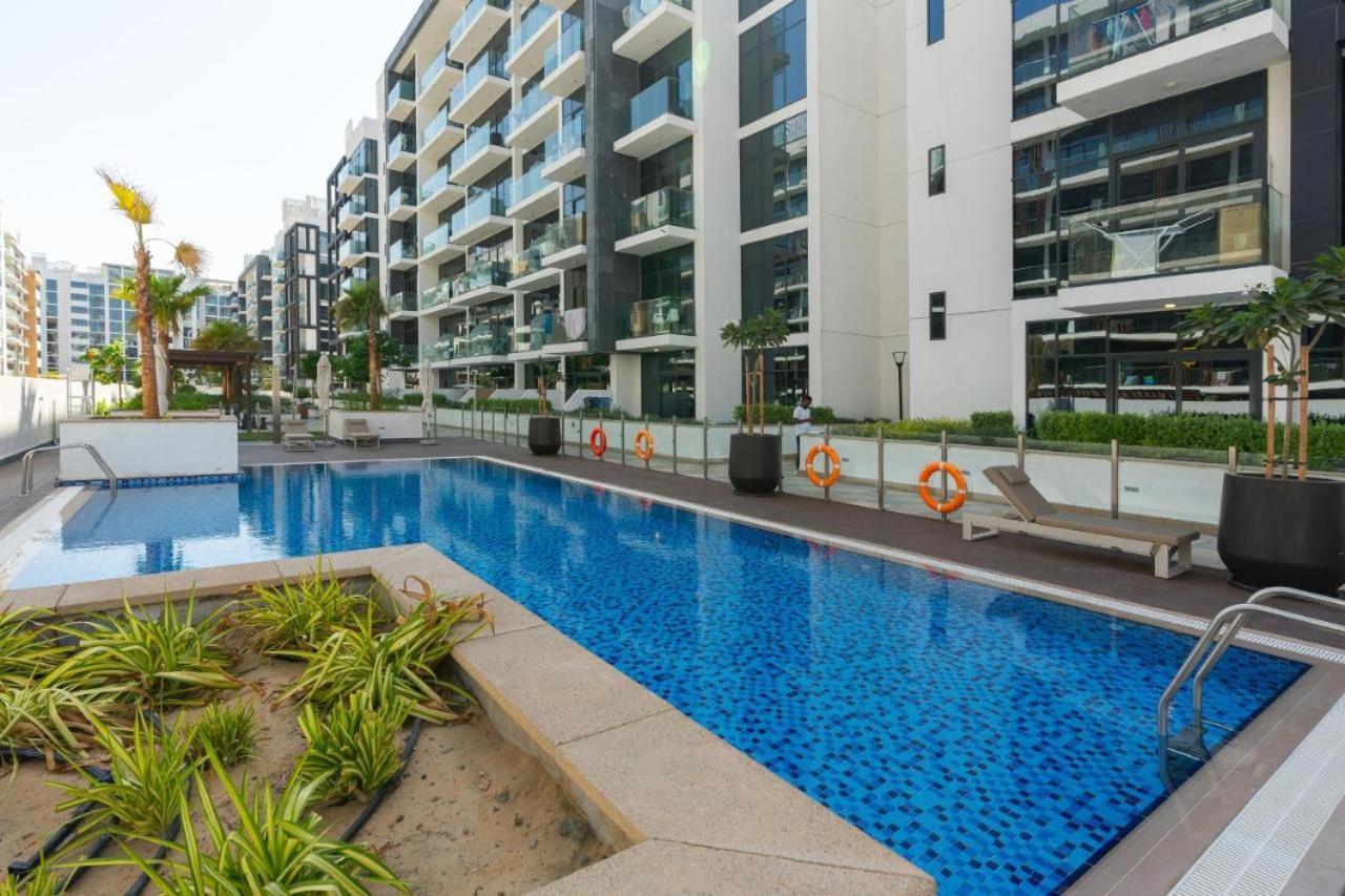 Trendy Azizi Riviera 1-bed With Balcony Views * Dubai